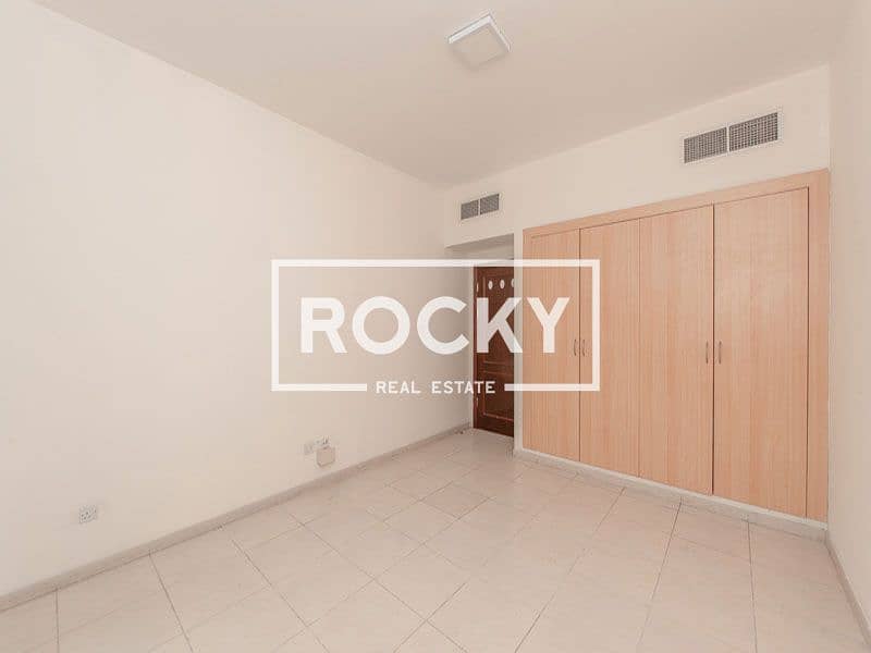 3 B/R Apt | Central A/C | Al Nahda - Image 6