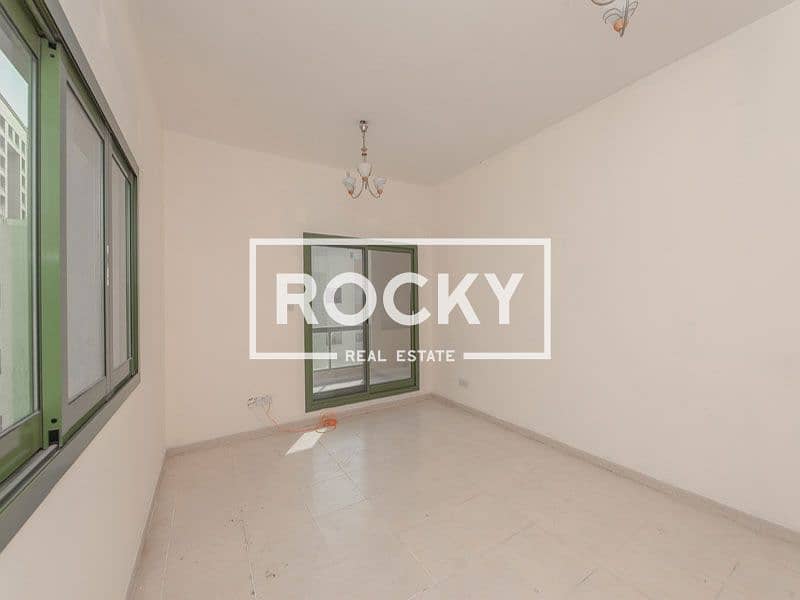 3 B/R Apt | Central A/C | Al Nahda - Image 9