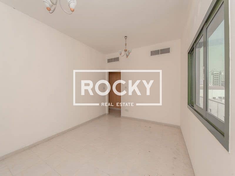 3 B/R Apt | Central A/C | Al Nahda - Image 10