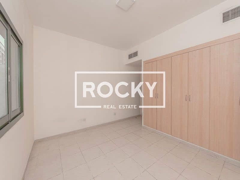 3 B/R Apt | Central A/C | Al Nahda - Image 14