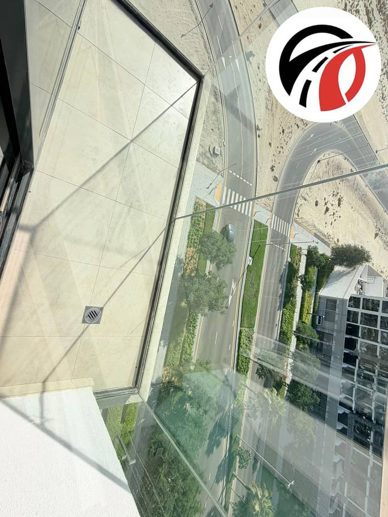 OFFER OF THE DAY || LUXURY APARTMENT || PRIME LOCATION - Image 9