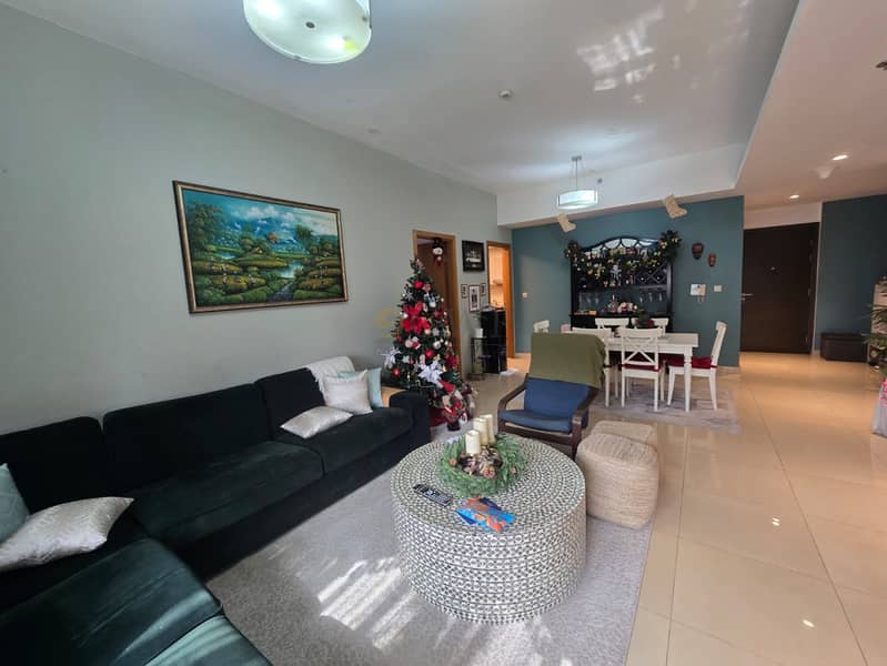 Spacious 2 b/r. Maids Room. Vaastu unit. Motivated