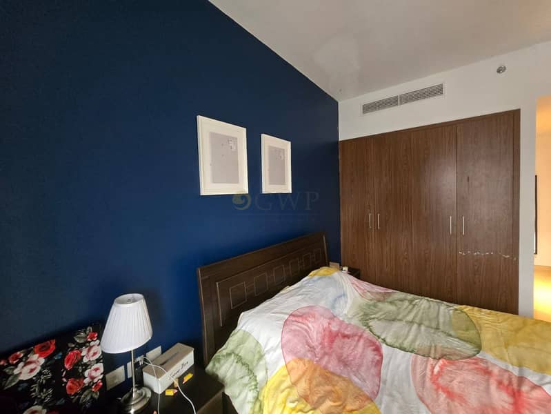 Spacious 2 b/r. Maids Room. Vaastu unit. Motivated - Image 10