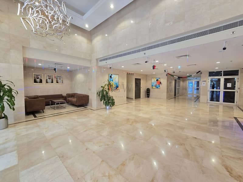 Spacious 2 b/r. Maids Room. Vaastu unit. Motivated - Image 30