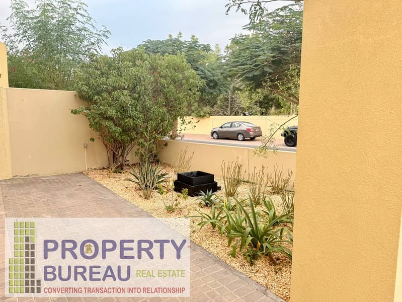 Luxury Corner Villa | 4 Bed + Maid | Huge Terrace