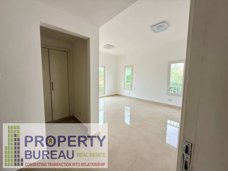 Luxury Corner Villa | 4 Bed + Maid | Huge Terrace - Image 28