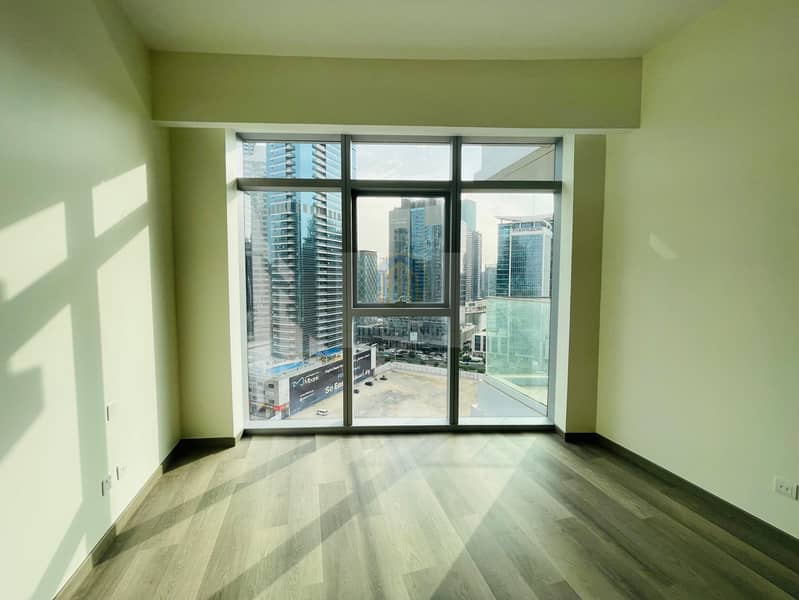 Elegant 1BR Brand New | Balcony | Burj Khalifa Community | Downtown - Image 6