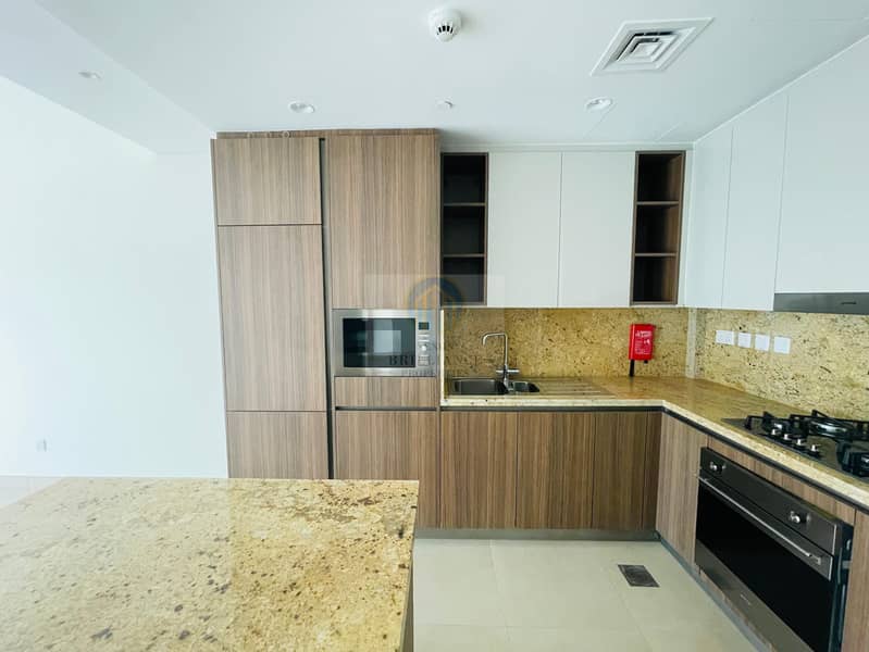 Elegant 1BR Brand New | Balcony | Burj Khalifa Community | Downtown - Image 22