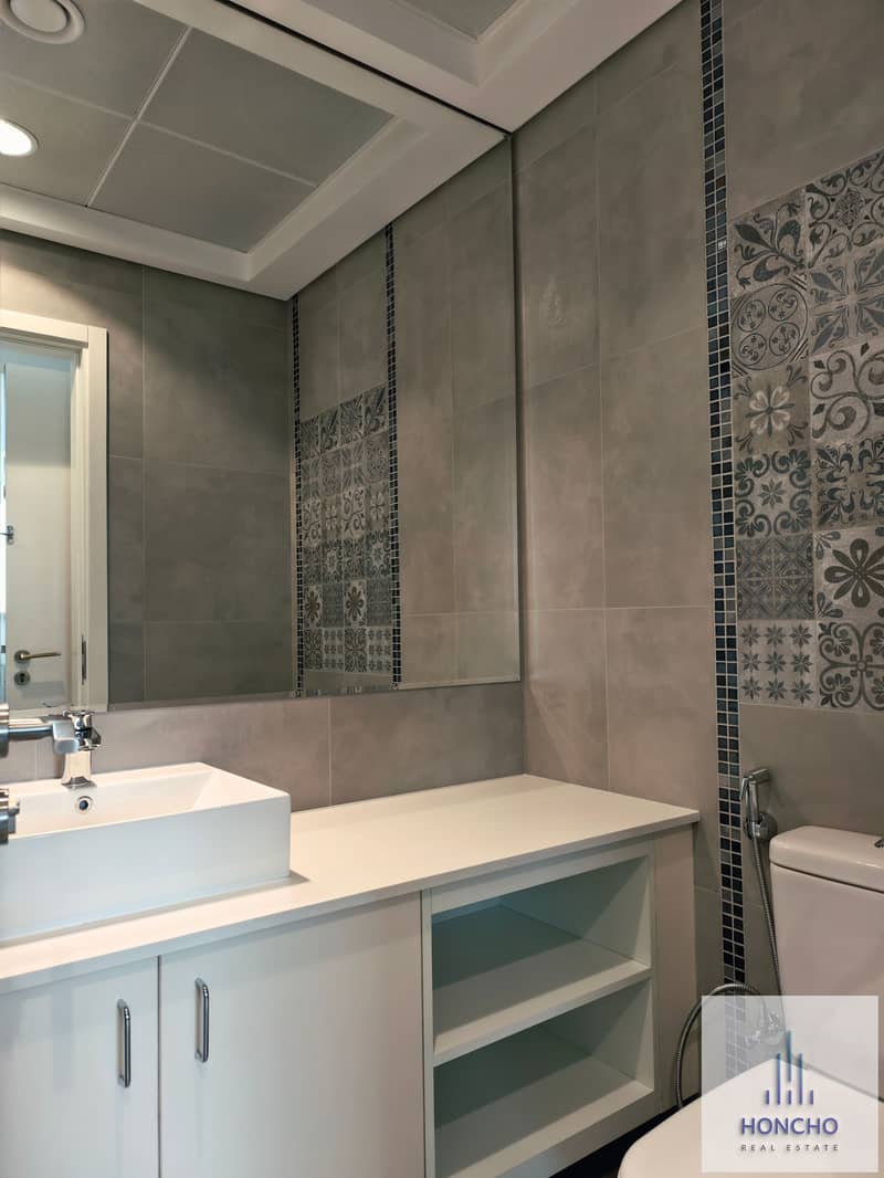 AMAZING BIG LAYOUT | TOP QUALITY| PREMIUM AREA - Image 8