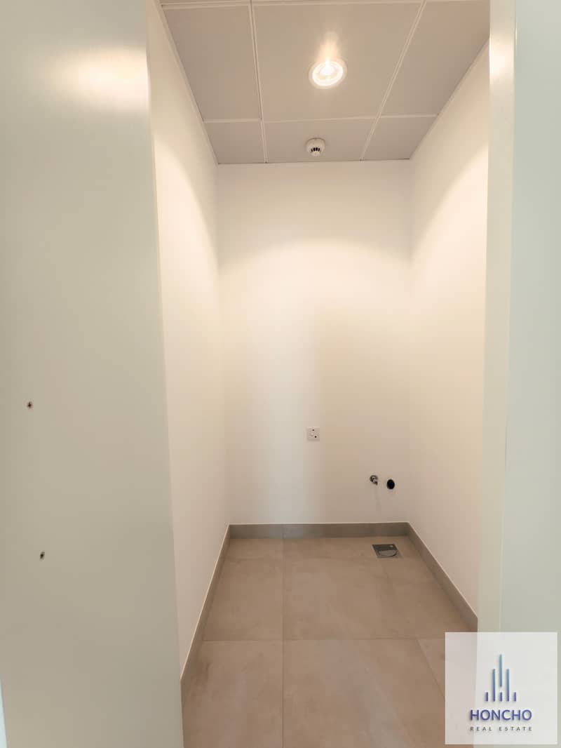 AMAZING BIG LAYOUT | TOP QUALITY| PREMIUM AREA - Image 13