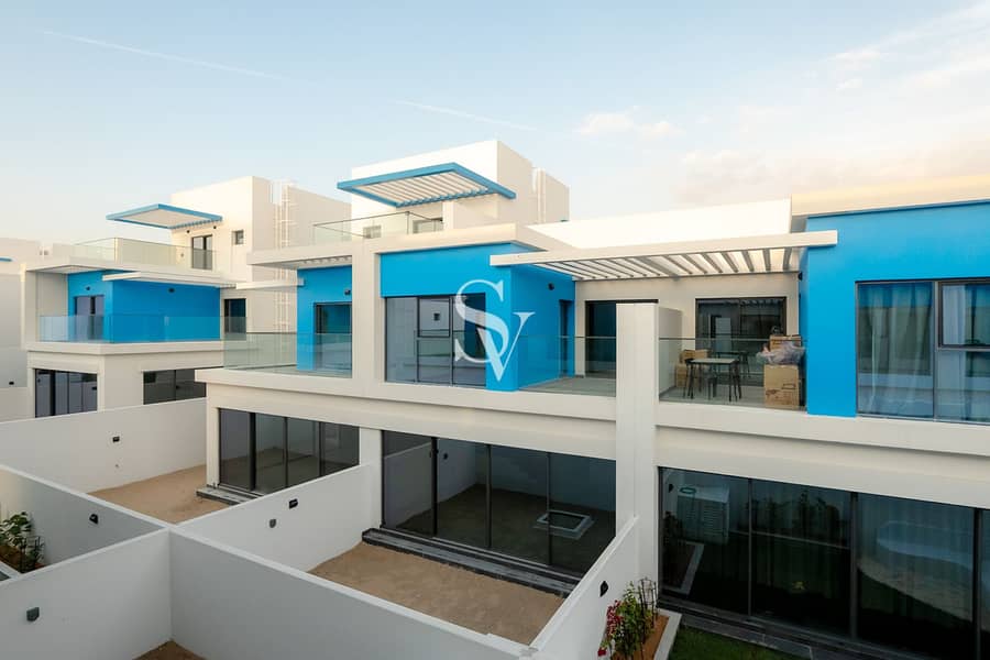 2 mins walk Close to Park | Single Row | Spacious - Image 11