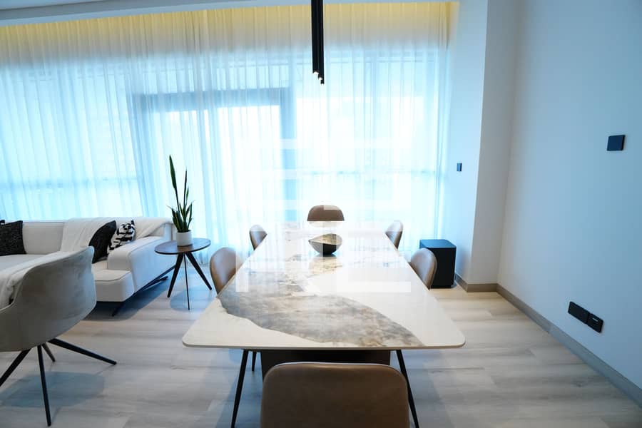 Fully upgraded | 2 Bedroom | Burj and Park Views - Image 6