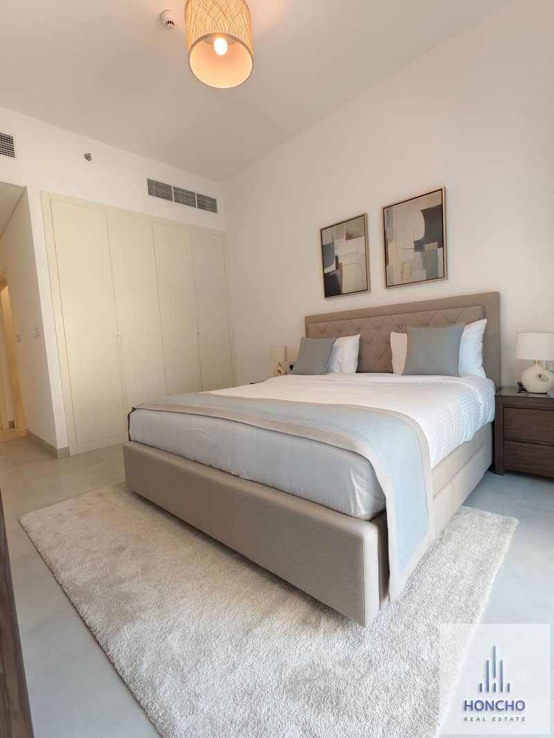 PREMIUM LOCATION | ALL AMENETIES | BIG LAY OUT |ULTRA LUXIRIOUS