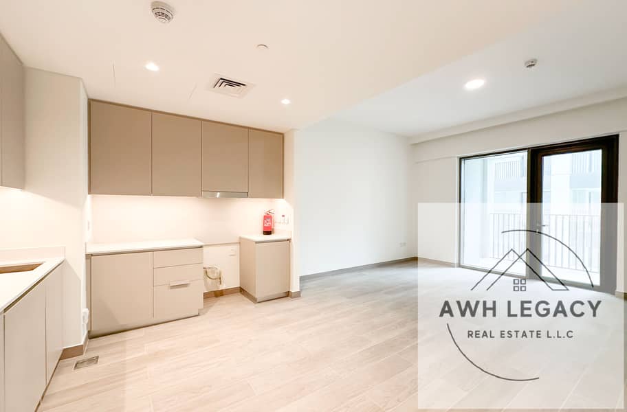 Brand New | Vacant | Creek Beach