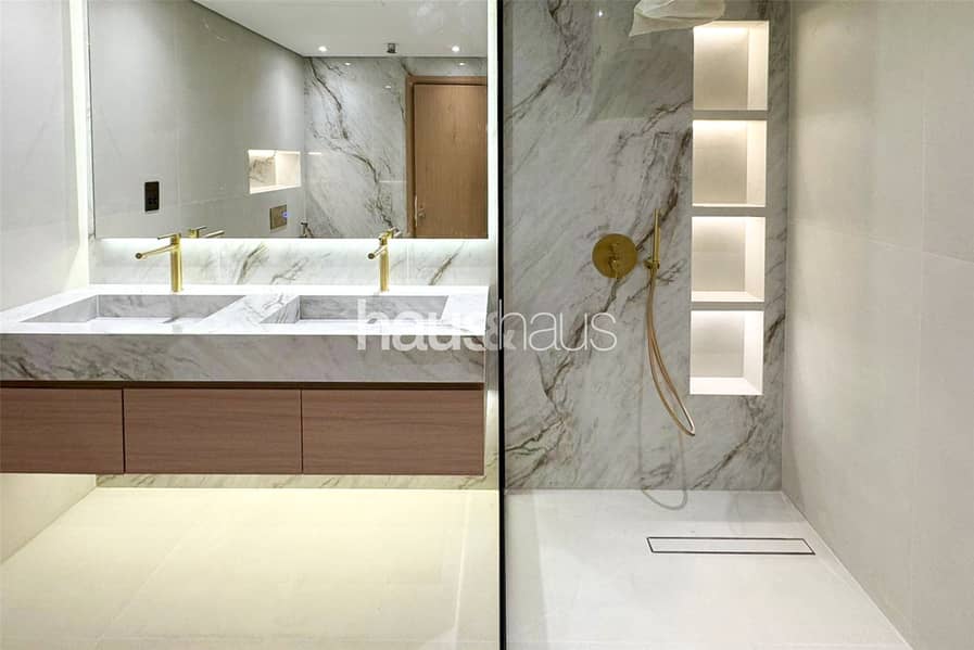 Recently Renovated | Chiller Free | Prime Location - Image 7