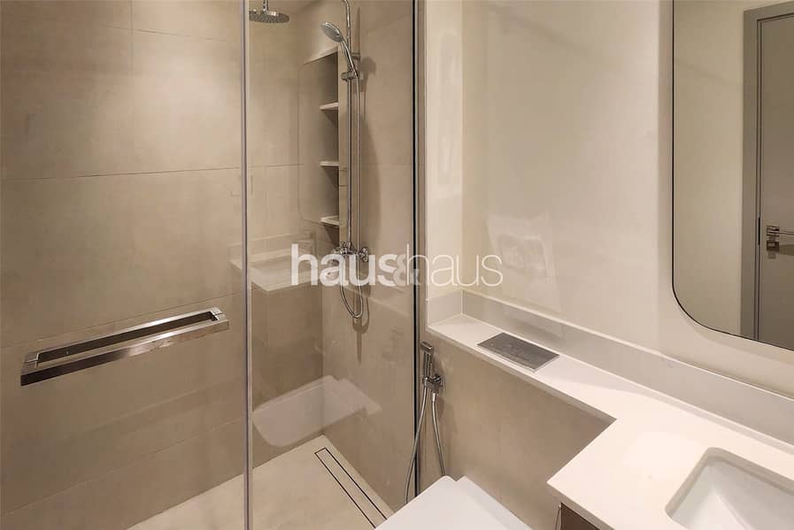 Single Row | Landscaped | Close to Amenities - Image 13