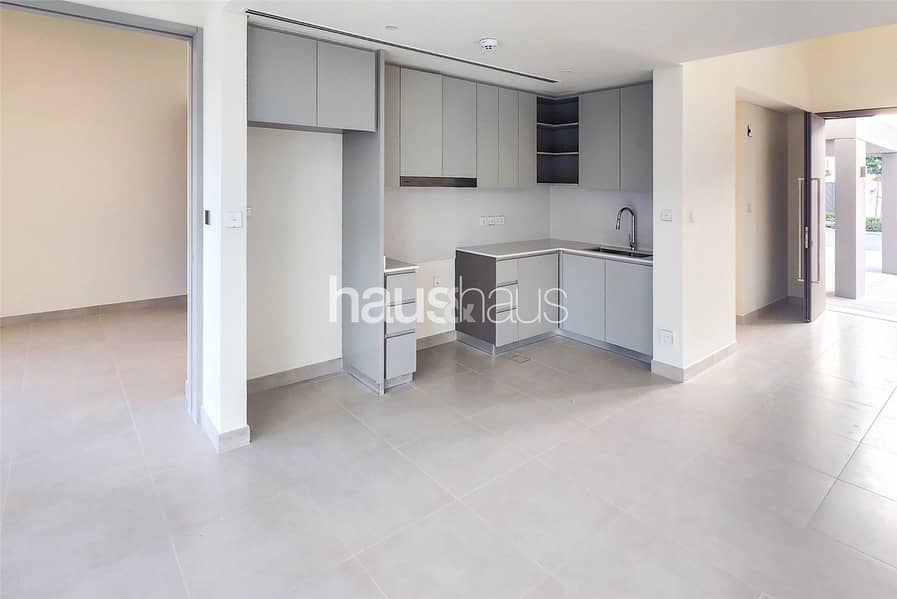 Single Row | Landscaped | Close to Amenities