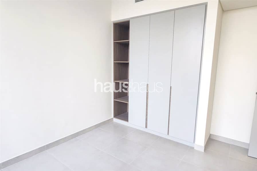 Single Row | Landscaped | Close to Amenities - Image 12