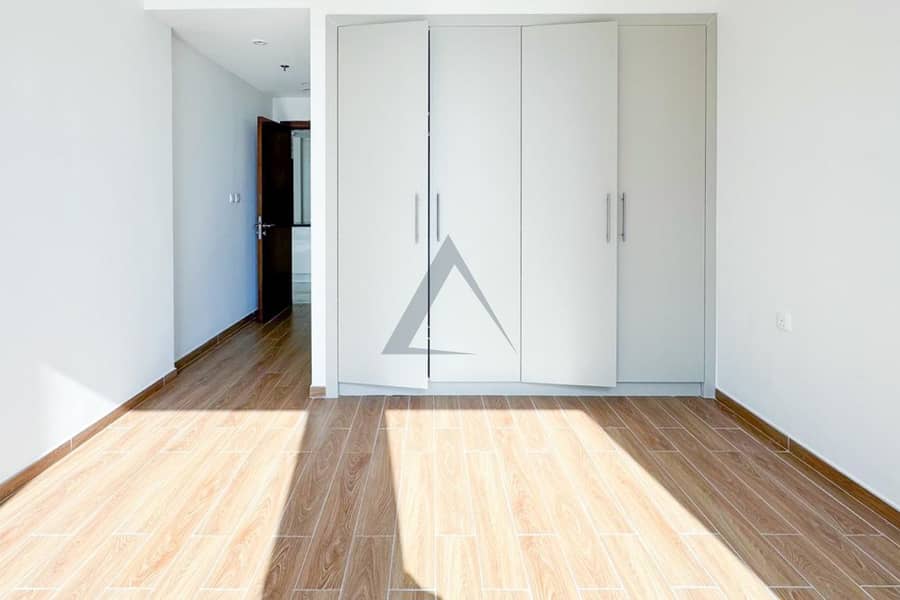 Huge 2BHK| Premium Amenities| Pets Allowed