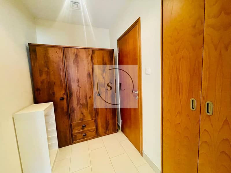 Luxury 1BR | Spacious | Well- Maintained - Image 6