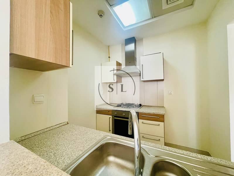 Luxury 1BR | Spacious | Well- Maintained - Image 8