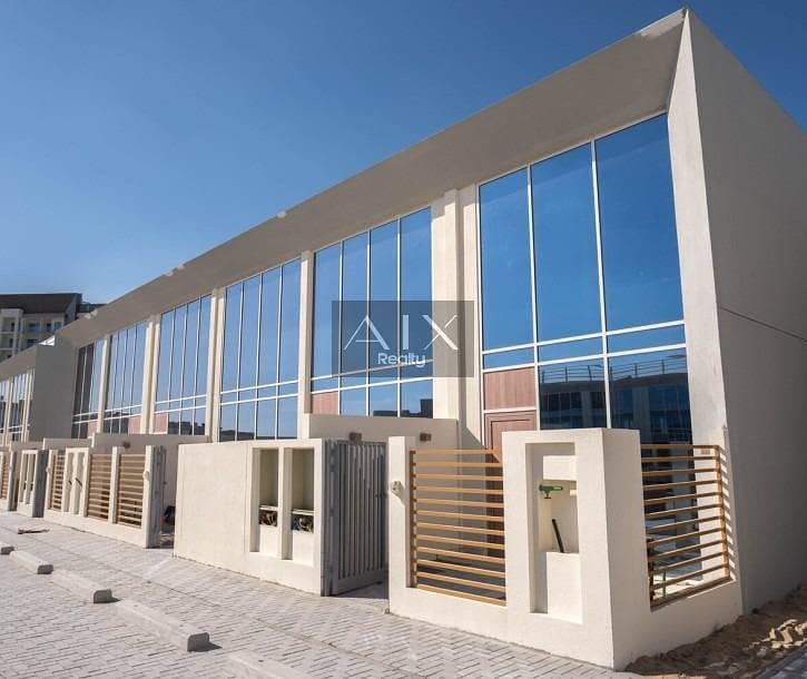 2-BR Townhouse | Spacious Layout | Prime Location - Image 16