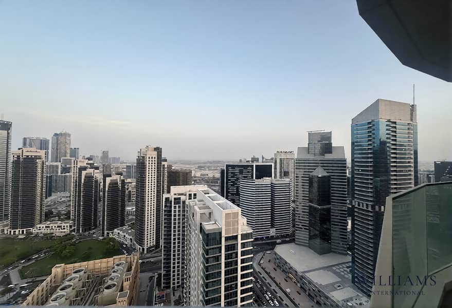 Vacant | 3 Bedroom | Luxury Views