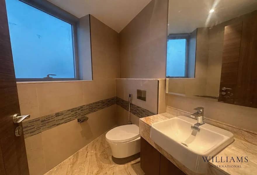 Vacant | 3 Bedroom | Luxury Views