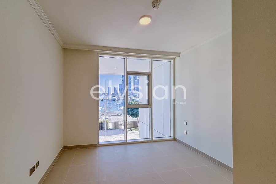 Private Beach | Luxury Sea Views | Vacant Now