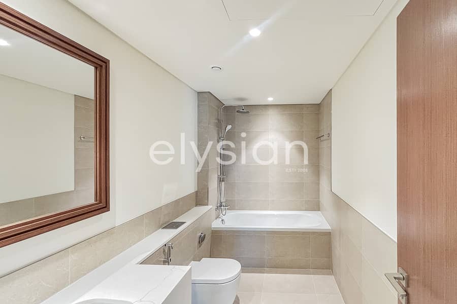 Private Beach | Luxury Sea Views | Vacant Now - Image 7