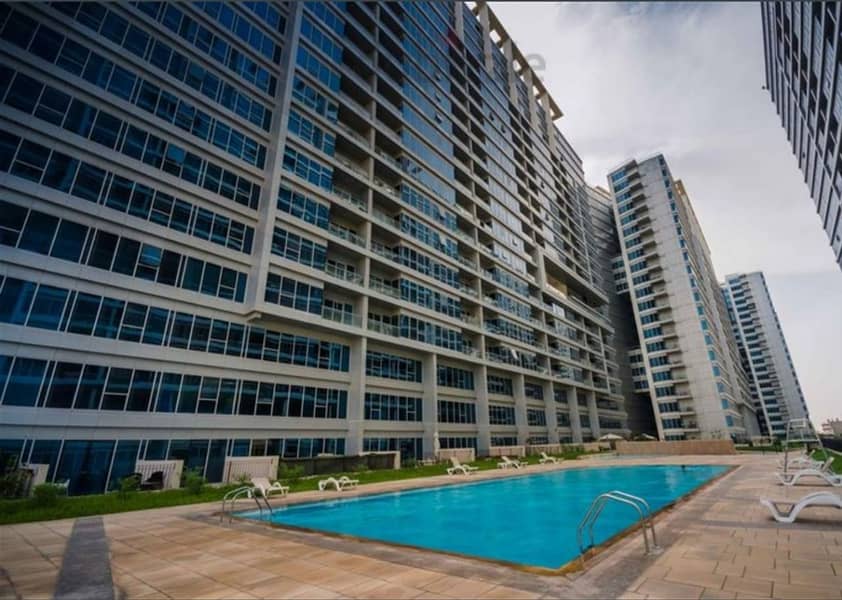 SKYCOURTS 1B-HALL WITH BALCONY SIZE 842 SQF RENT 60000