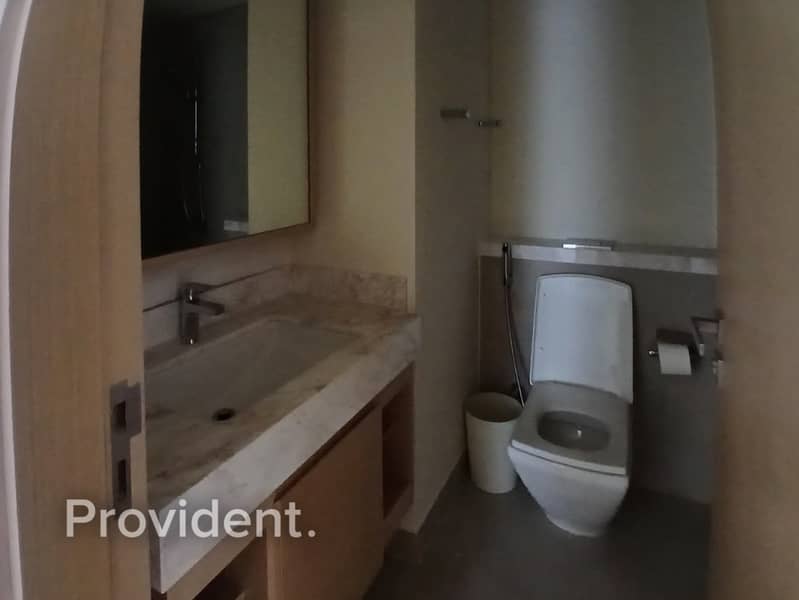 Central Park Views | Vacant Soon | Large Layout - Image 6