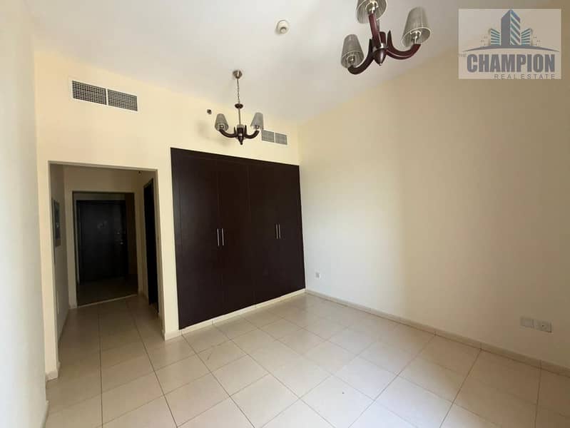 Bright and Spacious Studio Apartment | Great Location