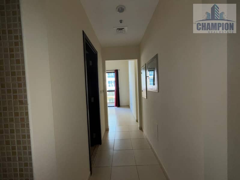 Bright and Spacious Studio Apartment | Great Location - Image 9