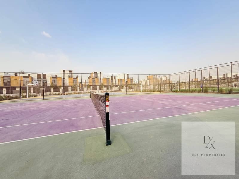 ELEGANT 4BR | MULTIPLE OPTION | NEXT TO POOL | - Image 28