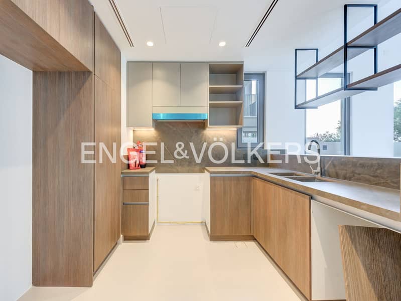 Great Location | Motivated Seller | Corner Unit