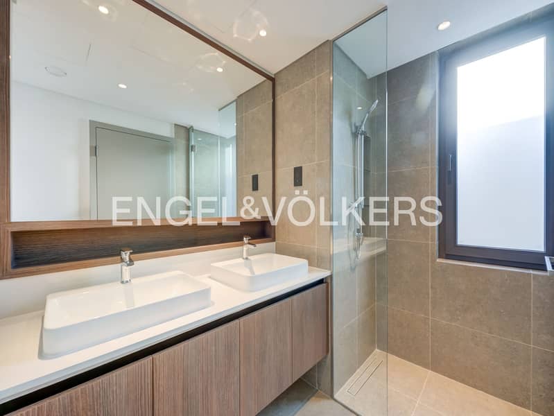 Great Location | Motivated Seller | Corner Unit - Image 15