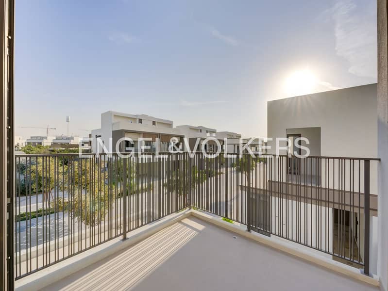 Great Location | Motivated Seller | Corner Unit - Image 23