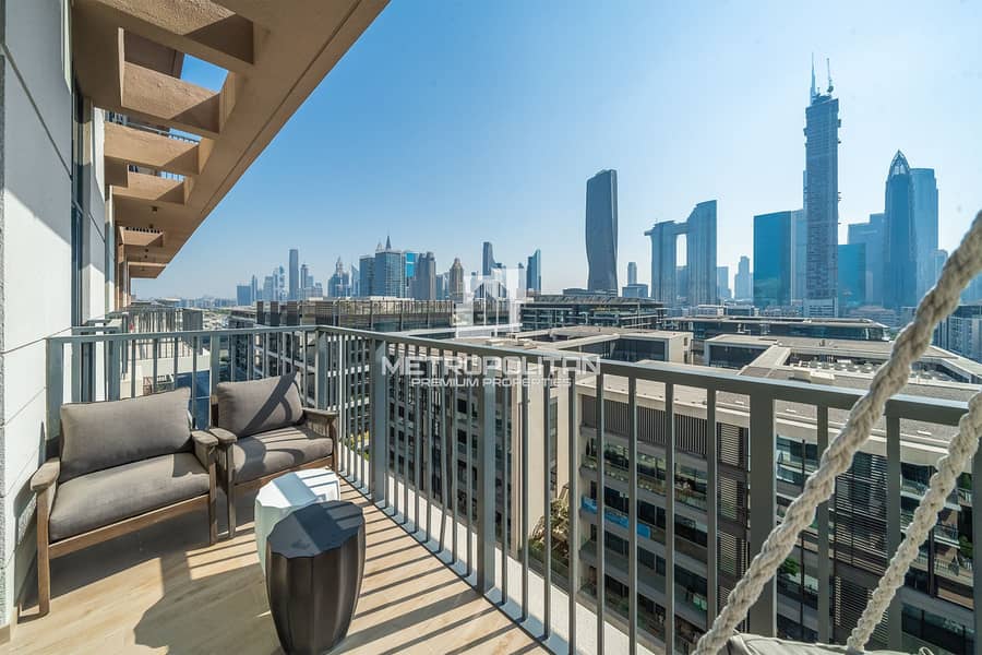 Full Burj Khalifa Skyline View | Urban Elegance - Image 16