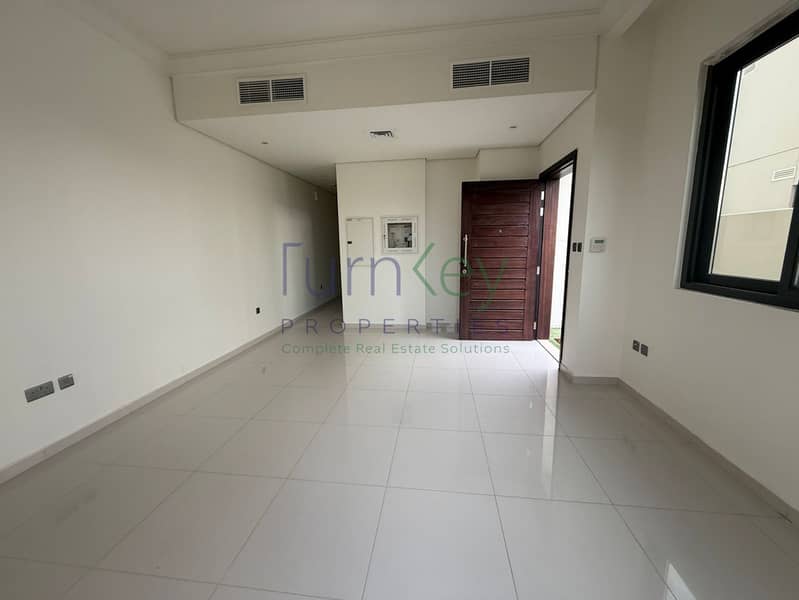 R2EM| Furnished| Unfurnsihed | Available