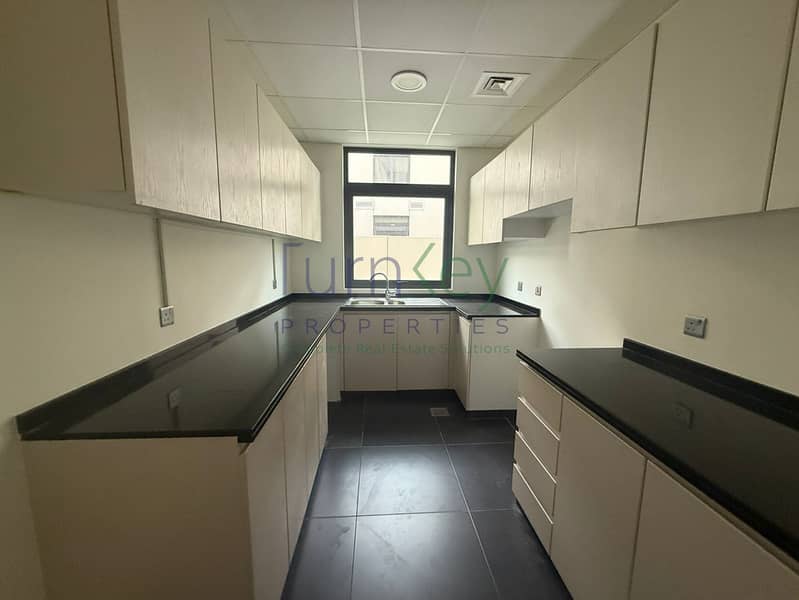 R2EM| Furnished| Unfurnsihed | Available