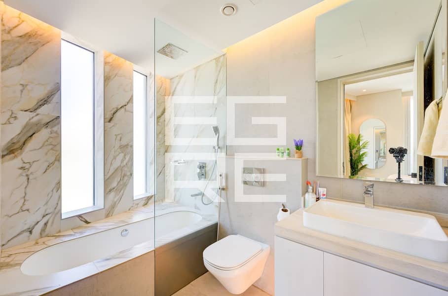 Full Marina View | Upgraded | Furnished - Image 8