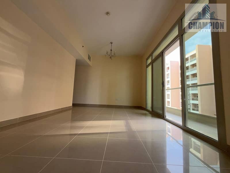 Bright and Spacious 1BR Apartment | Great Location