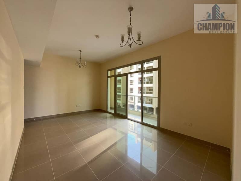 Bright and Spacious 1BR Apartment | Great Location