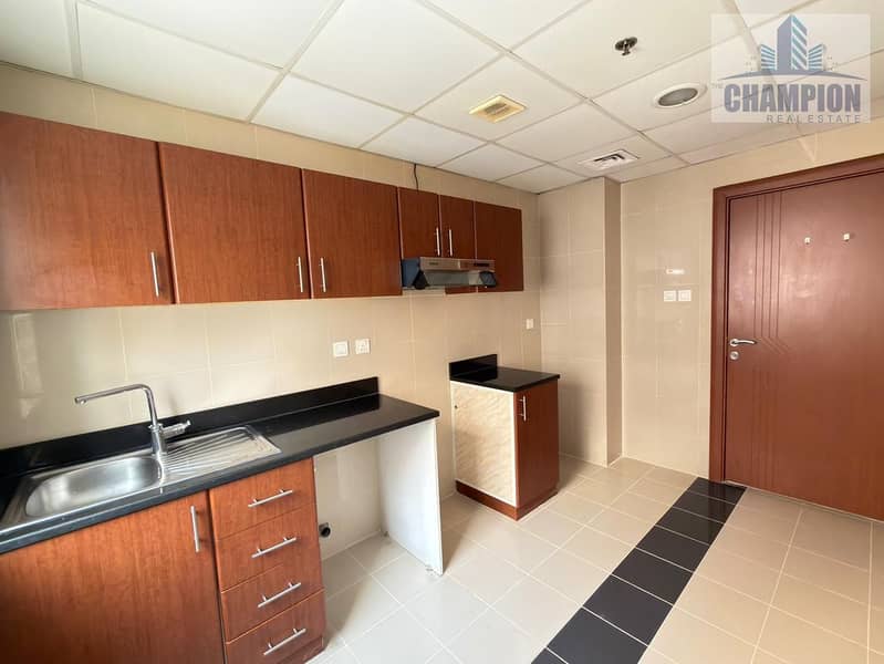 Bright and Spacious 1BR Apartment | Great Location - Image 12