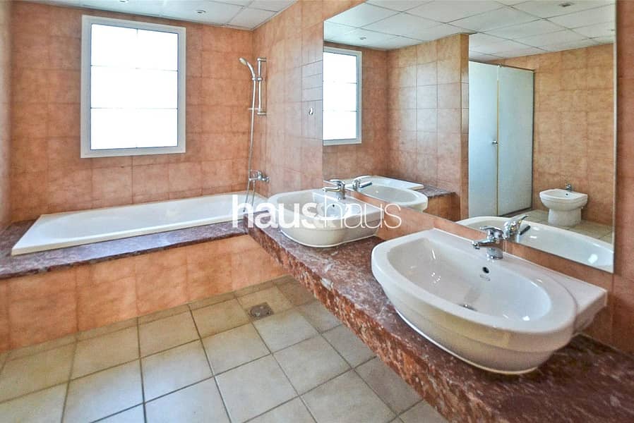 Large Corner Plot | Vacant | Central | District 8 - Image 10