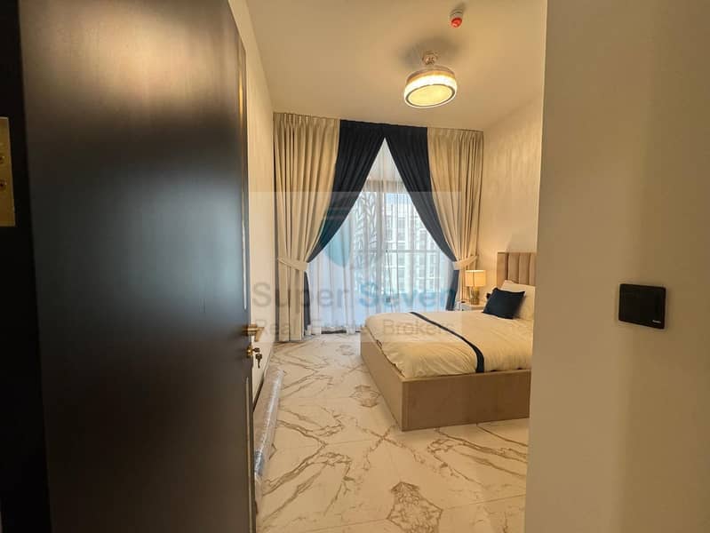 MID FLOOR | INSIDE AMMENTIES VIEW | BRAND NEW UNIT - Image 13