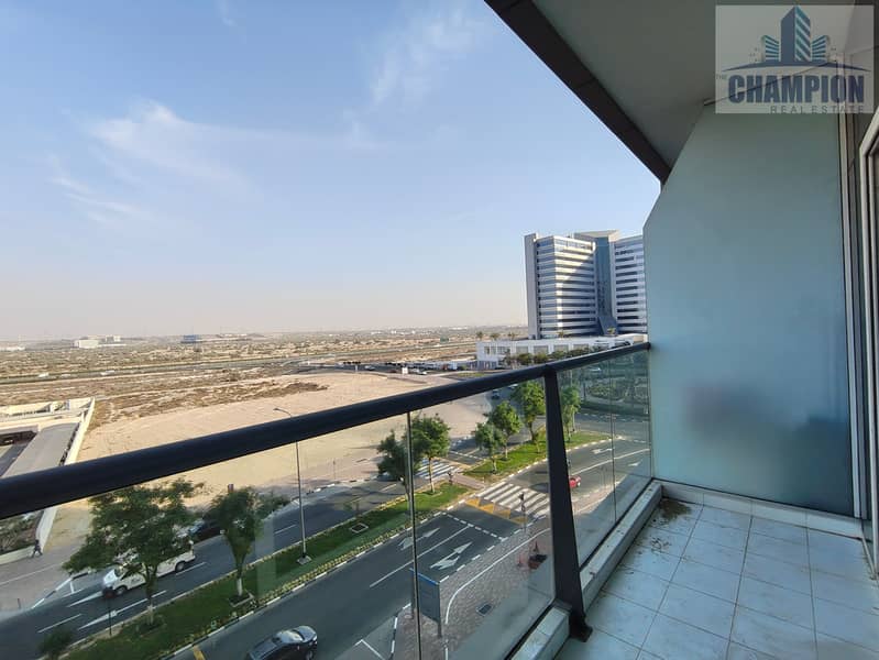 Bright and Spacious Studio Apartment | Great Location - Image 7