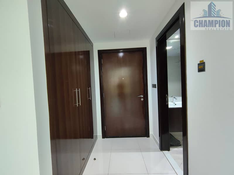 Bright and Spacious Studio Apartment | Great Location - Image 9