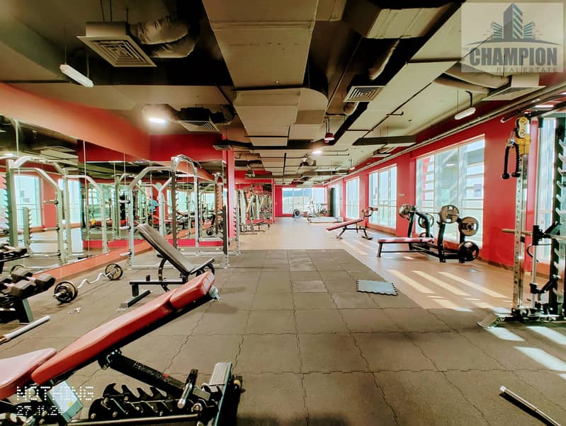 Bright and Spacious Studio Apartment | Great Location - Image 11